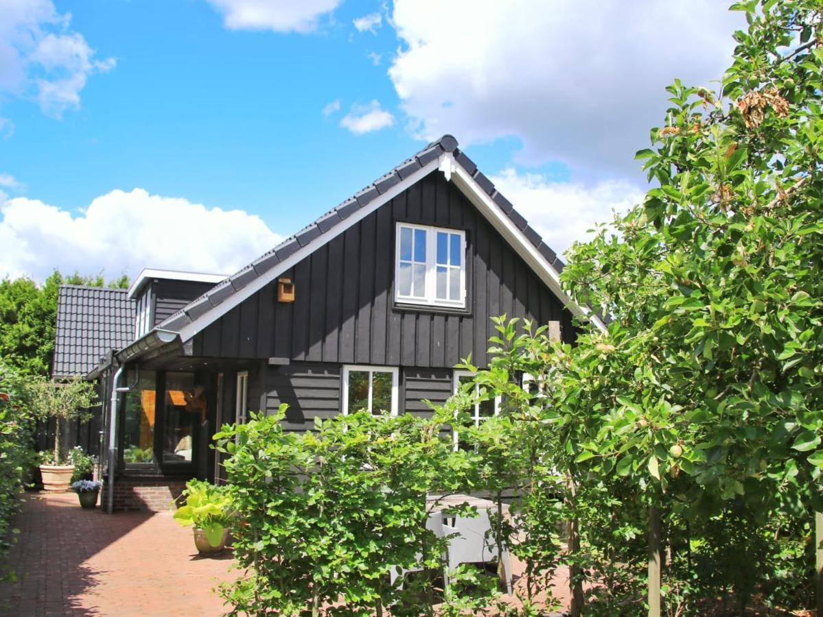 Uniek Houten Huis Nabij Bos En Plassen Hollandsche Rading 외부 사진